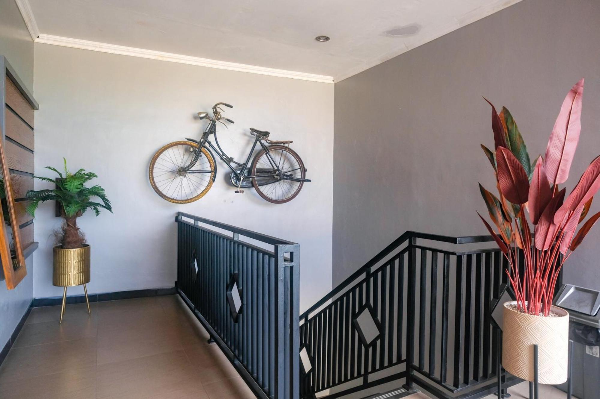 Al Abror Homestay Mandala Krida Mitra Reddoorz Yogyakarta Dış mekan fotoğraf
