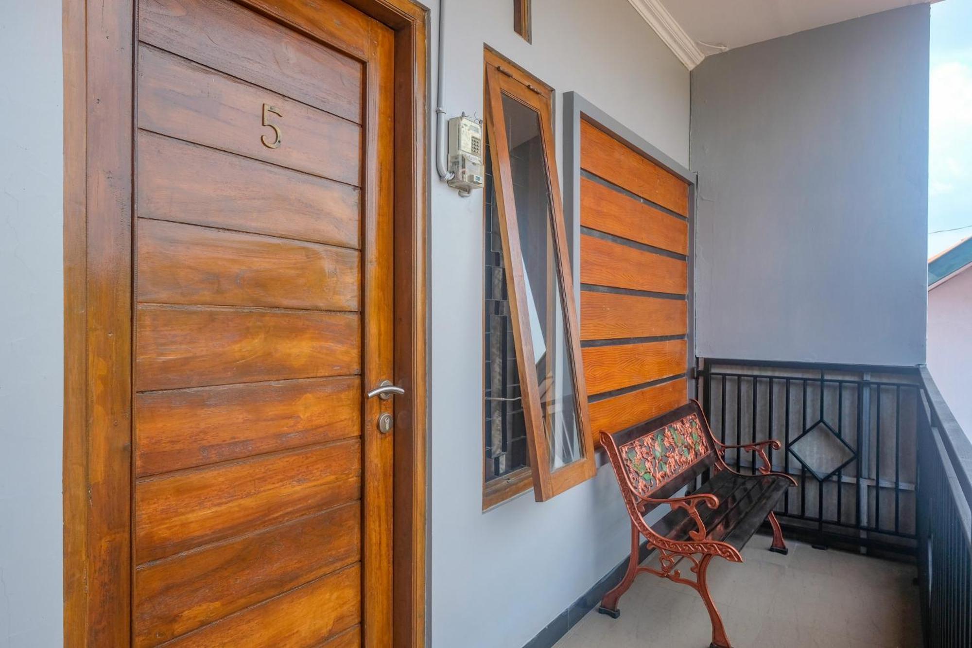Al Abror Homestay Mandala Krida Mitra Reddoorz Yogyakarta Dış mekan fotoğraf