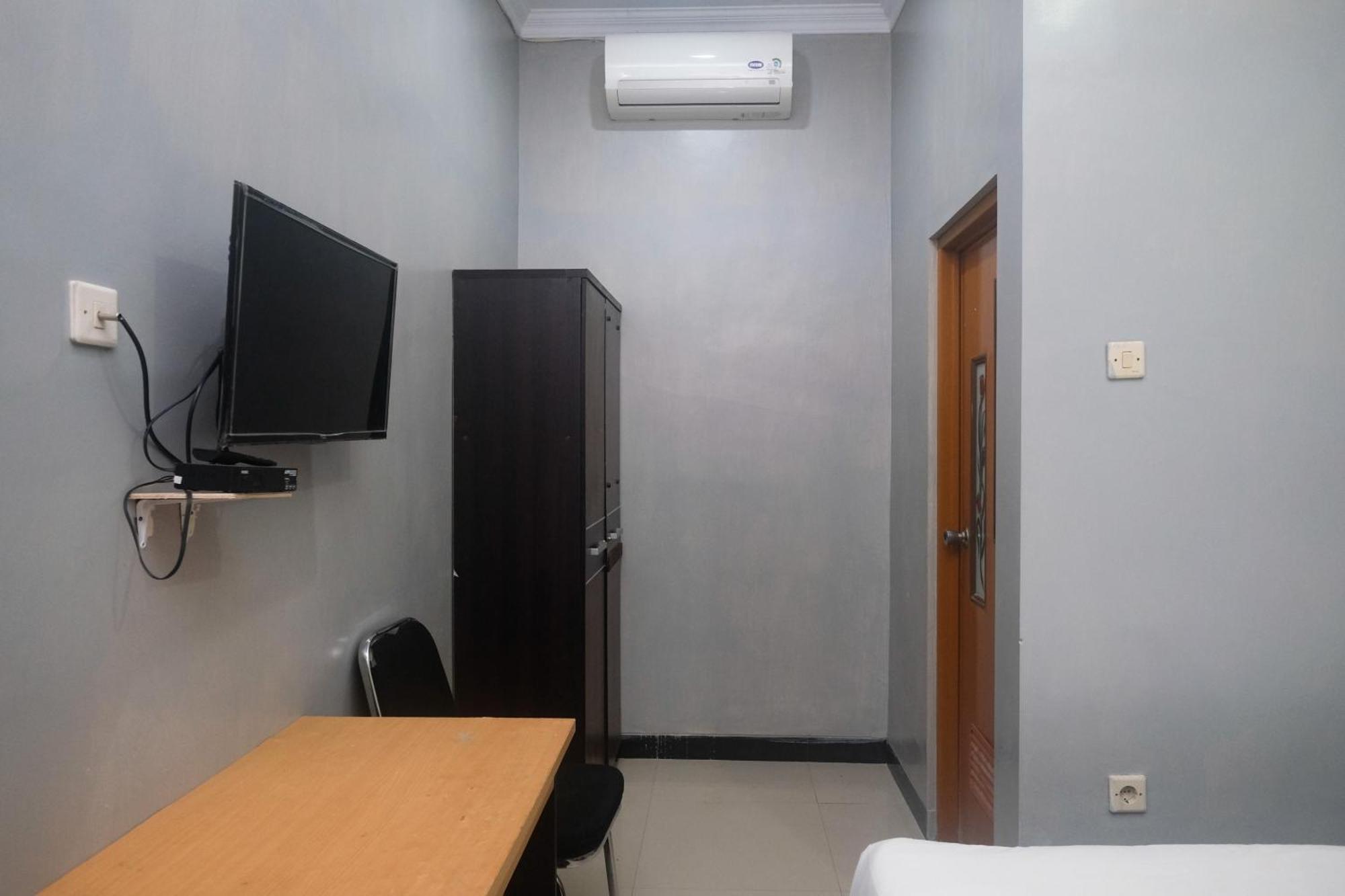 Al Abror Homestay Mandala Krida Mitra Reddoorz Yogyakarta Dış mekan fotoğraf
