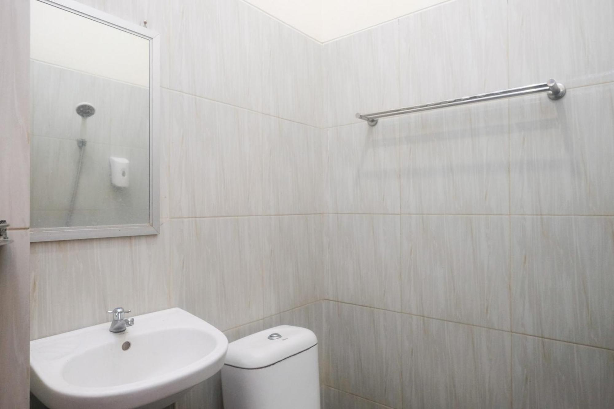 Al Abror Homestay Mandala Krida Mitra Reddoorz Yogyakarta Dış mekan fotoğraf