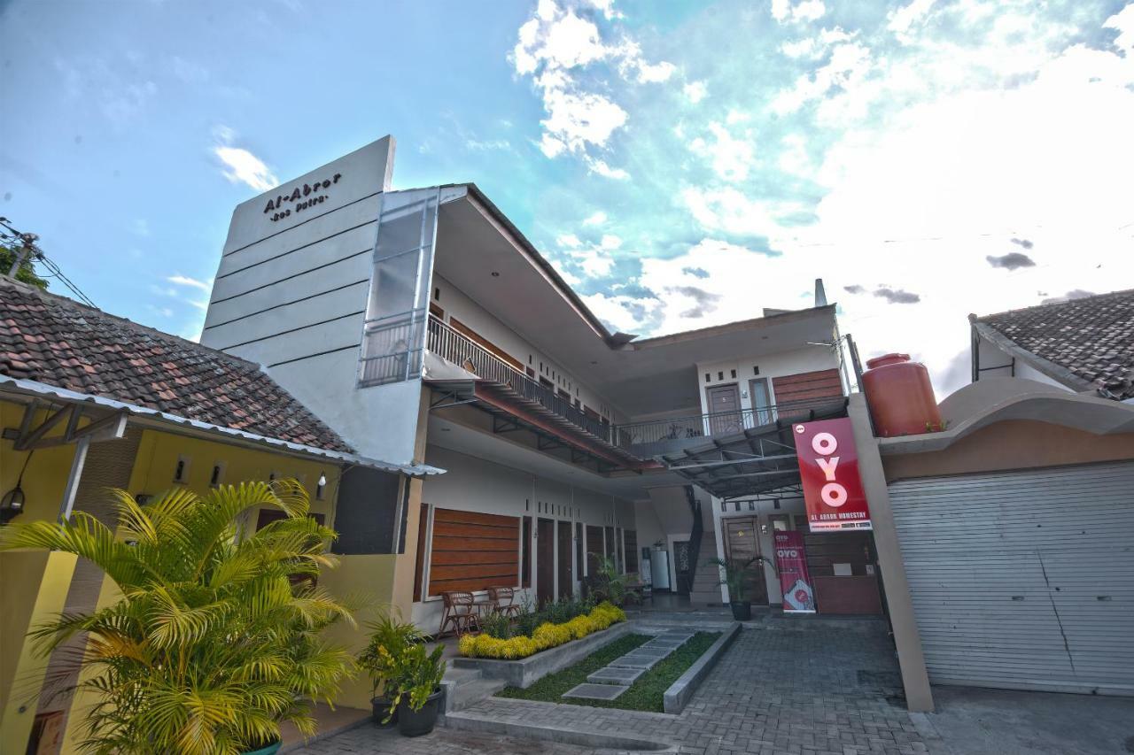Al Abror Homestay Mandala Krida Mitra Reddoorz Yogyakarta Dış mekan fotoğraf